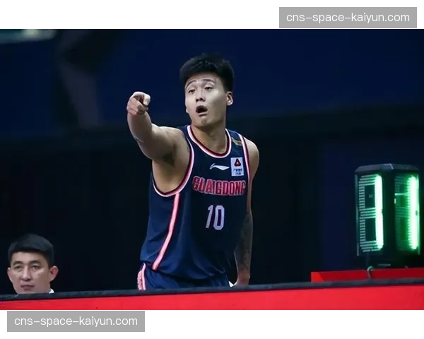 CBA官方：赵睿当选总决赛G3“最佳防守球员”